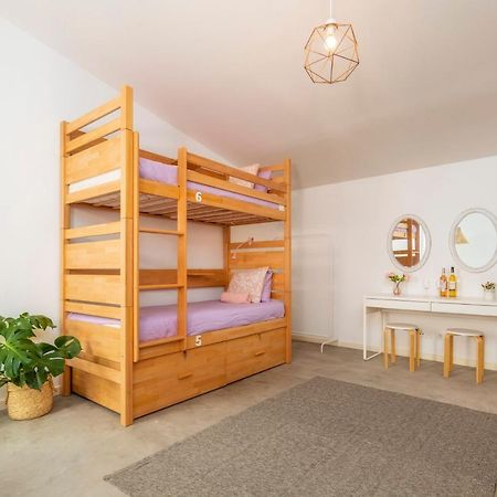 Female Hostel Фару Екстер'єр фото