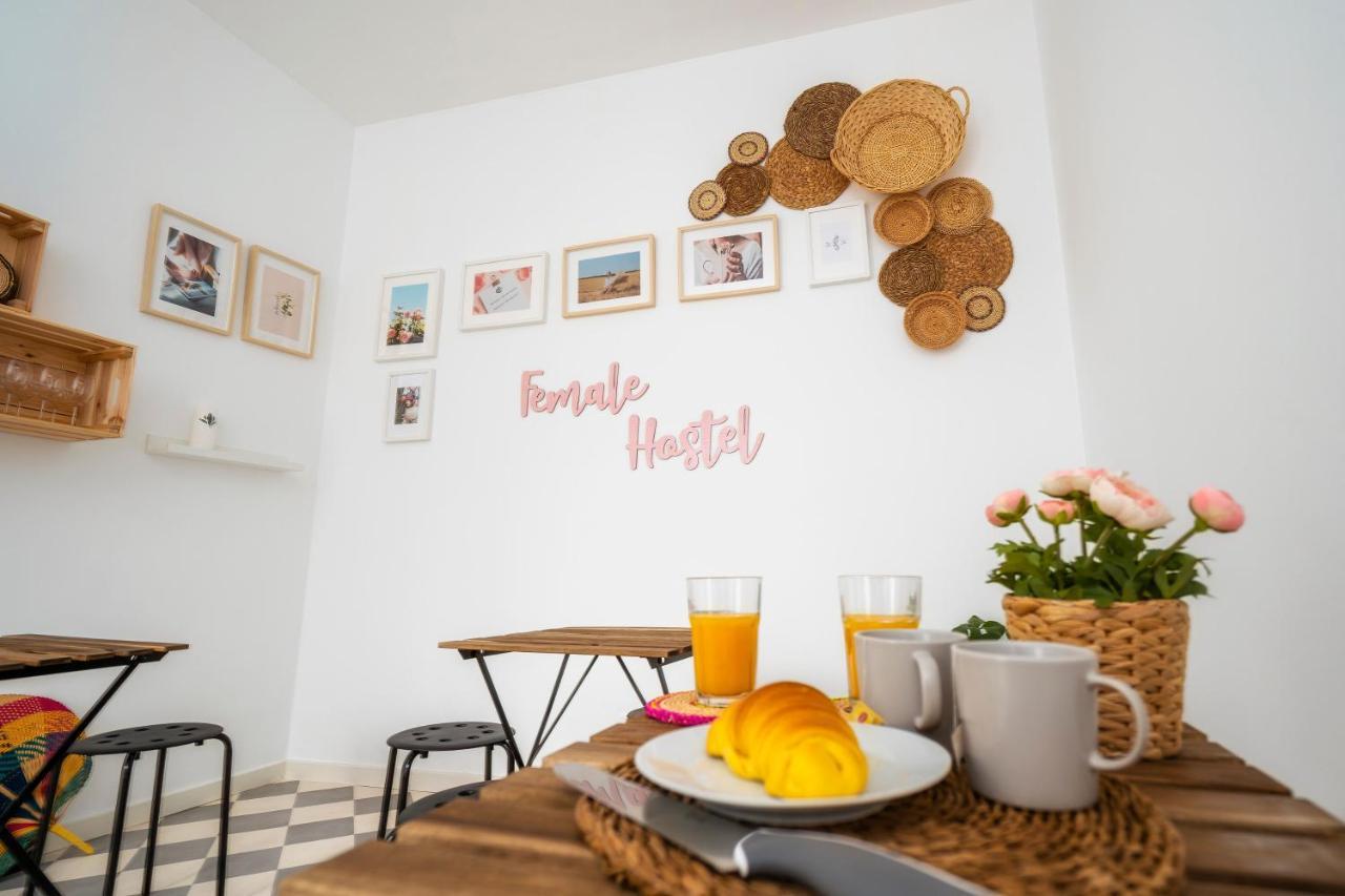 Female Hostel Фару Екстер'єр фото