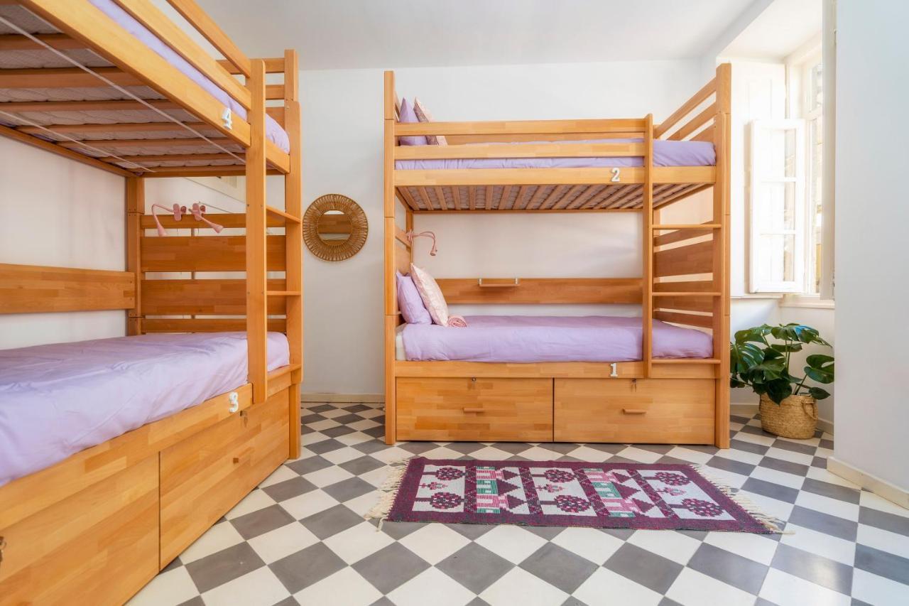Female Hostel Фару Екстер'єр фото